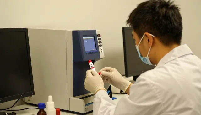 尿液分析仪在不同环境下的安装调试要点